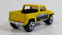 2006 Hot Wheels Hummer H3T Truck Yellow Die Cast Toy Car Vehicle