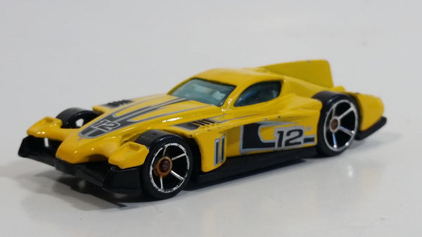 2009 Hot Wheels Track Legends Formul8r Yellow Die Cast Toy Car Vehicle