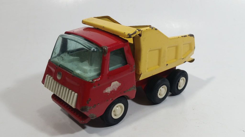 Vintage Tonka Red And Yellow Dump Truck 55010 Pressed Steel Constructi ...