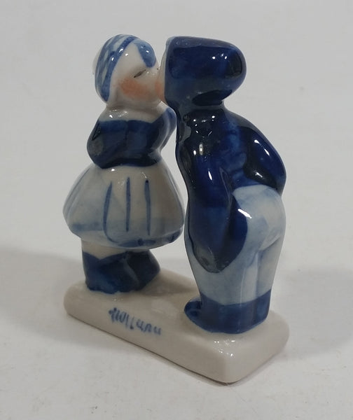 Vintage Delft Blue Holland Dutch Boy And Girl Kissing Hand Painted Cer ...