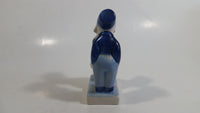 Vintage Delft Blue Holland Dutch Boy and Girl Kissing Hand Painted Ceramic 4 1/2" Tall Figurine