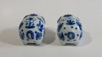 Delft Blue and White Floral Pattern Porcelain Ceramic Pig Shaped Salt and Pepper Shakers