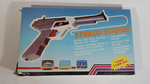 Vintage Nintendo Copy Cat Video Laser Gun "Duck Hunt" Stereo Sound Game Gaming System Console Collectible with Box