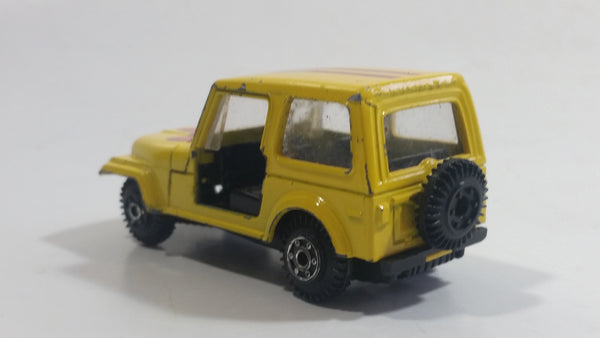 Vintage Jeep CJ-7 Yellow Die Cast Toy Car Vehicle with Opening