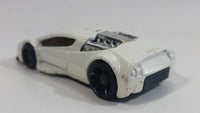 2008 Hot Wheels Team: Exotics Zotic Pearl White Die Cast Toy Car Vehicle