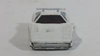 1989 Hot Wheels Lamborghini Countach White Die Cast Toy Exotic Luxury Car Vehicle