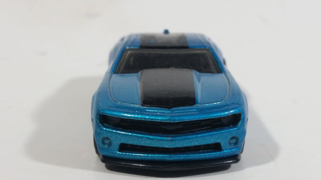 2013 Hot Wheels HW Showroom Garage 2013 Chevy Camaro Special Edition M ...