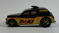2009 Hot Wheels HW City Works Cockney Cab II Taxi Black Die Cast Toy Car Vehicle