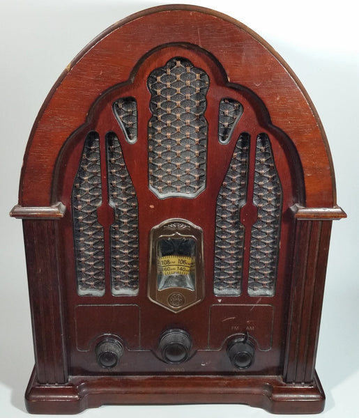1989 GE General Electric Reproduction Wood Cased Cathedral AM/FM Radio 7-4100JA