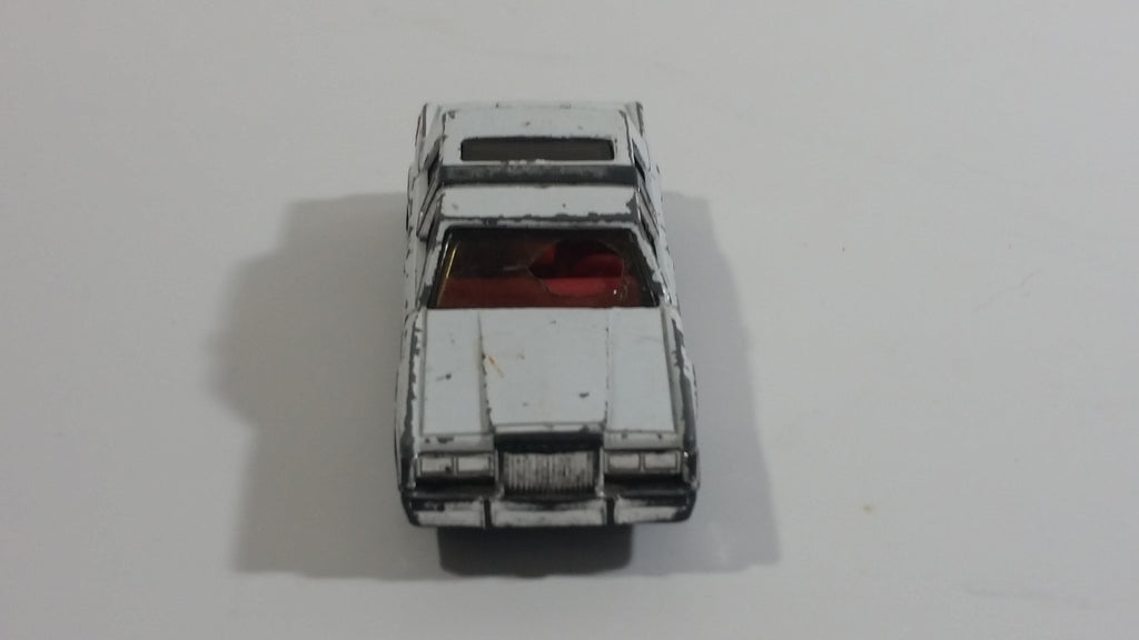 1989 Matchbox Lincoln Town Car White Die Cast Toy Car Vehicle - Macau ...