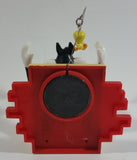 1998 Applause Warner Bros. Looney Tunes Sylvester The Cat Trying To Catch Tweety Bird Out Of A Window 3D Fridge Magnet