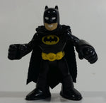 DC Comics Batman with Fabric Cape Toy 2 3/4" Tall Action Figure