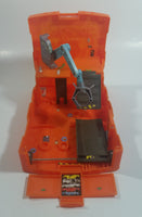 2007 Matchbox M1982 Pop Up Mini Adventure Set Junk Yard Plastic Play Set - Not Complete