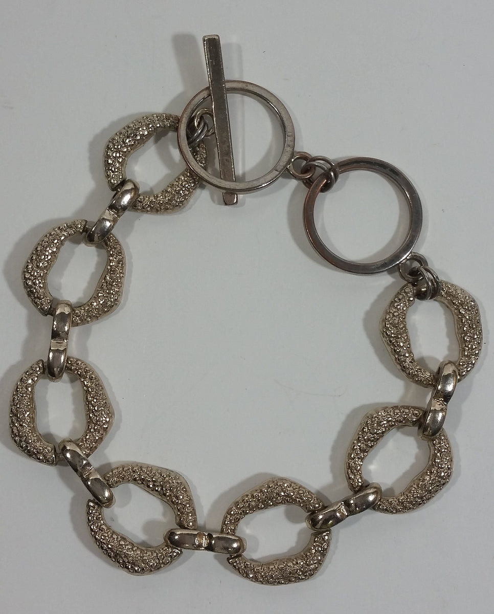 Uniquely Styled Reptile Bubble Bumps Texture Chain Link Style 6 1/2
