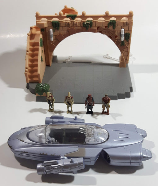 1998 LFL Galoob GTI Star Wars Action Fleet Gian Speeder and Theed Palace Micro Machines Toy Action Figures and Palace Incomplete Set