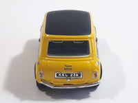 Hongwell Mini Cooper Britax-Cooper #79 Steve Neal GordonSpice Yellow Die Cast Toy Car Vehicle with Opening Doors