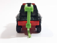 2004 Matchbox VIP Parking Grasshopper Tow Truck Dark Green Die Cast Toy Car Vehicle