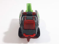2004 Matchbox VIP Parking Grasshopper Tow Truck Dark Green Die Cast Toy Car Vehicle