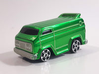 Maisto Vantasy Van Green Die Cast Toy Car Vehicle