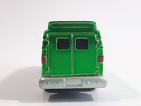 Maisto Vantasy Van Green Die Cast Toy Car Vehicle