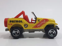1997 Hot Wheels Rescue Squad Roll Patrol Jeep CJ Trailbuster Yellow Die Cast Toy Car Vehicle