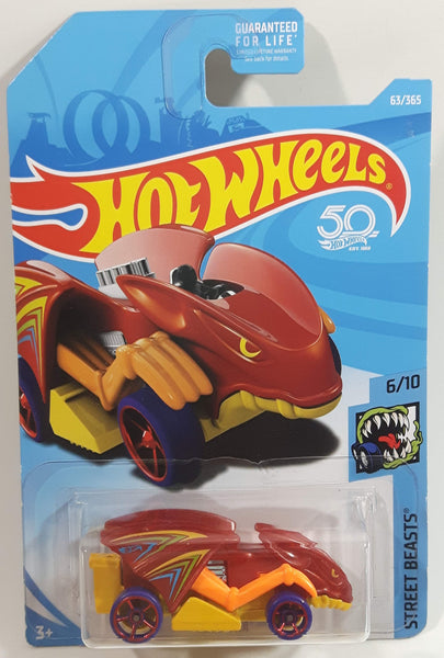 2018 Hot Wheels Street Beasts Vampyra Red Die Cast Toy Car Vehicle New in Package