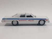 Greenlight Hot Pursuit 1974 Dodge Monaco Chicago Police 202 White Roof Die Cast Toy Car Vehicle with Opening Hood