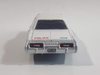 Greenlight Hot Pursuit 1974 Dodge Monaco Chicago Police 202 White Roof Die Cast Toy Car Vehicle with Opening Hood