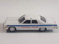 Greenlight Hot Pursuit 1974 Dodge Monaco Chicago Police 202 White Roof Die Cast Toy Car Vehicle with Opening Hood