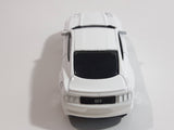 Maisto 2015 Ford Mustang GT White Die Cast Toy Car Vehicle