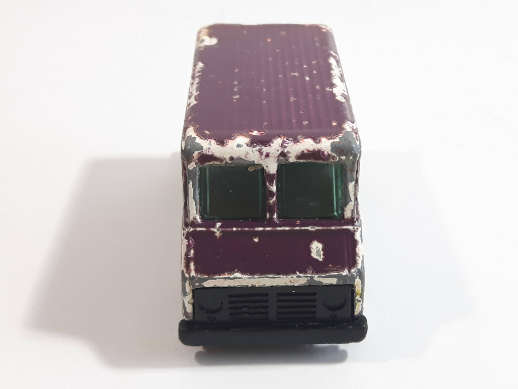 1990 Hot Wheels Color Racers II Letter Getter Maroon Mail Truck Die Ca ...