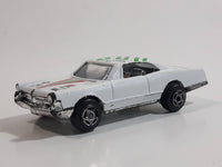 Vintage Summer Marz Karz No. 8924 Pontiac Parisienne White Die Cast Toy Car Vehicle