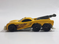 2002 Hot Wheels Tow Jam Yellow Die Cast Toy Car Vehicle