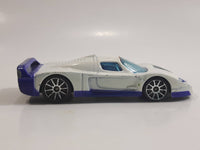 2005 Hot Wheels First Editions: Realistix Maserati MC12 Pearl White Die Cast Toy Car Vehicle