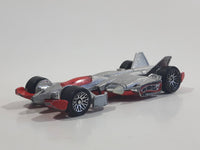 2005 Hot Wheels Starter Set Jet Threat 3.0 Silver Die Cast Toy Race Car Vehicle