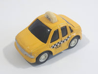 Unknown Brand Stubby Taxi Cab Pullback Motorized Friction Die Cast Toy Car Vehicle Key Chain