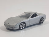 Maisto 1997 Chevrolet Corvette Silver Die Cast Toy Car Vehicle