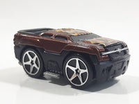 2005 Hot Wheels Heat Fleet II Chevy Avalanche (Blings) Brown Die Cast Toy Car Vehicle