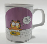 Vintage 1978 Enesco United Features Syndicate Jim Davis Garfield Diet Is "Die " With A " T " White Ceramic Coffee Mug Cup E-7417