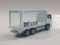 2005 Tomy Tomica No. 31 Nissan Diesel Quon Container Truck Marine Aquarium White Die Cast Toy Car Vehicle