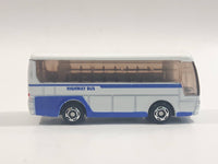 2001 Tomy Tomica Jr. Pocket Cars No. J004 Mitsubishi Fuso Aero Queen Bus "Highway Bus" White and Blue Miniature Micro 1/207 Scale Die Cast Toy Car Vehicle