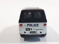 Greenlight Collectibles Hot Pursuit 1985 Chevrolet G20 Van Police City Of Sylvania, Ohio Black and White Die Cast Toy Car Vehicle Missing the lights