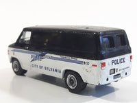 Greenlight Collectibles Hot Pursuit 1985 Chevrolet G20 Van Police City Of Sylvania, Ohio Black and White Die Cast Toy Car Vehicle Missing the lights
