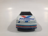 1992 Road Champs NASCAR #6 Mark Martin Valvoline Ford Thunderbird 1:43 Scale White Red Blue Die Cast Toy Race Car Vehicle