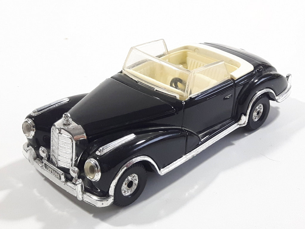 Vintage Corgi 1956 Mercedes Benz 300S Cabriolet 1:36 Scale Black Die C ...