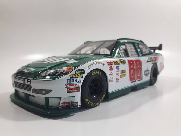 Action Racing NASCAR #88 Dale Earnhardt Jr. National Guard Am Energy Mountain Dew Dark Green and White 1/24 Scale Die Cast Toy Car Vehicle