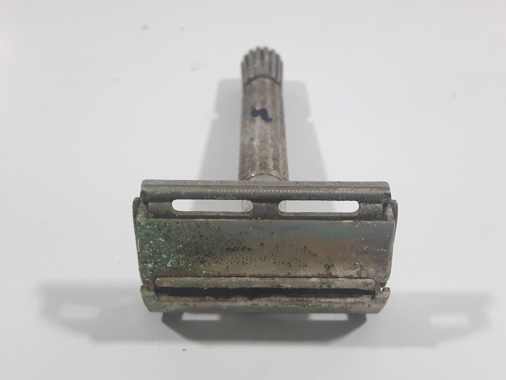 Vintage Face Shaver Razor Etched Pattern Metal Handle – Treasure Valley ...