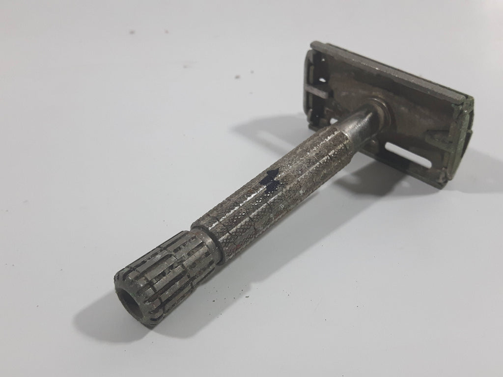 Vintage Face Shaver Razor Etched Pattern Metal Handle – Treasure Valley ...