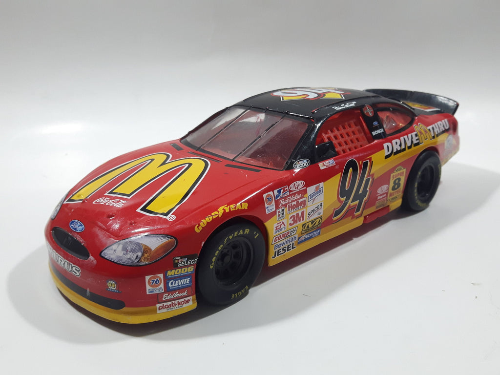 REVELL BILL ELLIOTT 2000 McDonald's Ford Taurus échelle 1:24 NASCAR