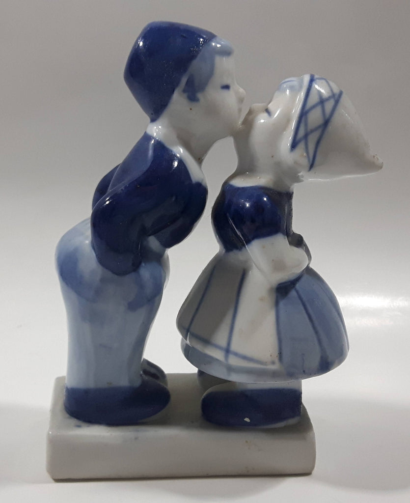 Vintage Delft Blue Holland Hand Painted Kissing Couple Boy and Girl 5 ...